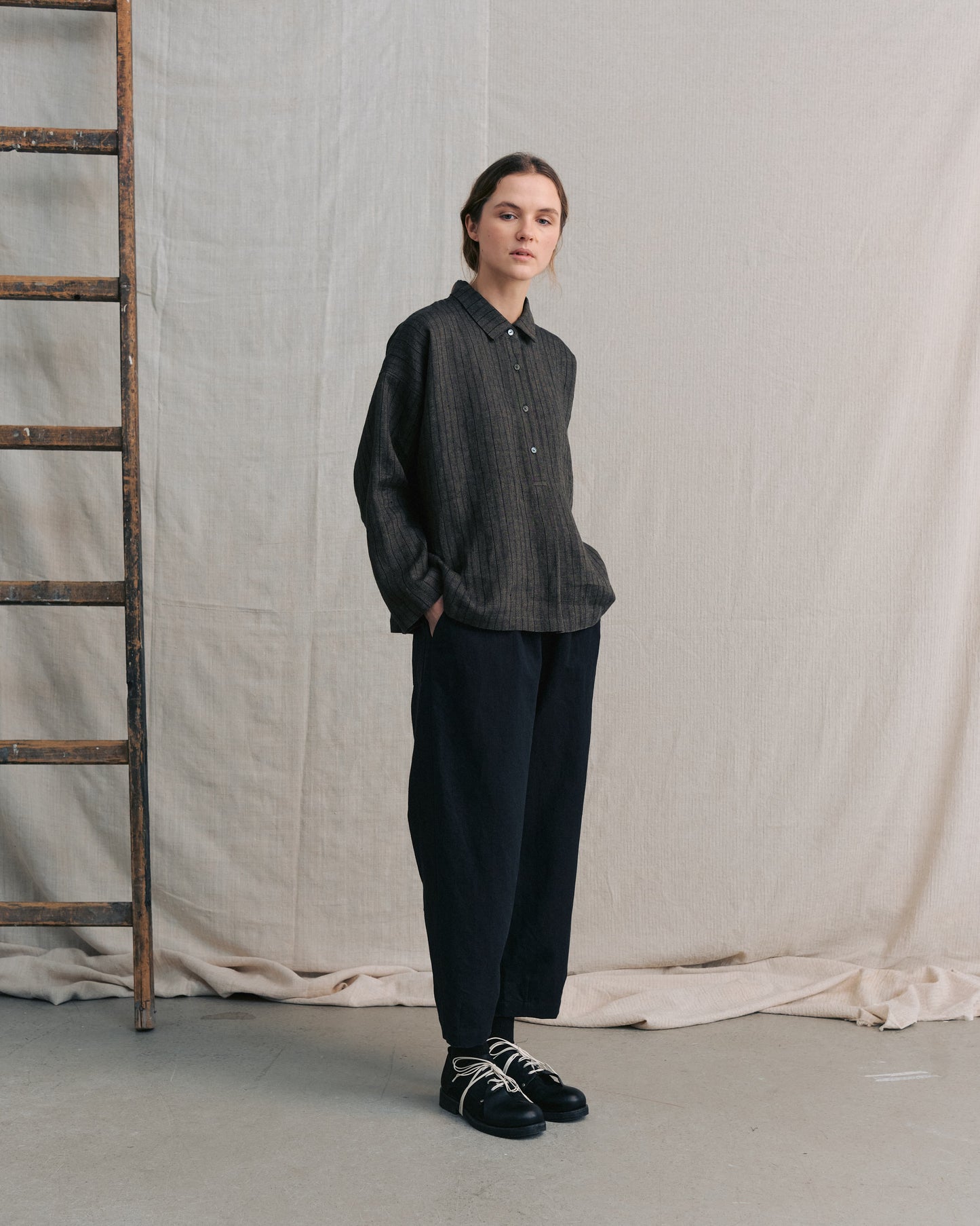 Black Back Pockets Pants