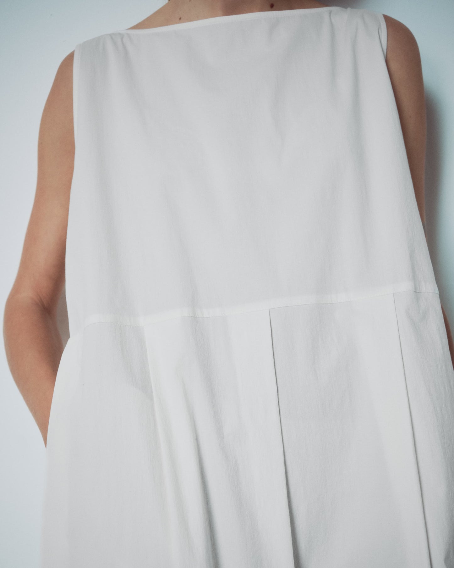 Cream White Pleated Sleeveless Dress