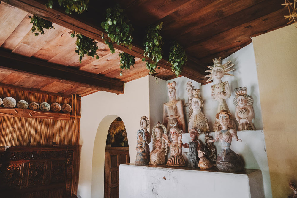 Storyteller's Pottery by Ruta Indrasiute