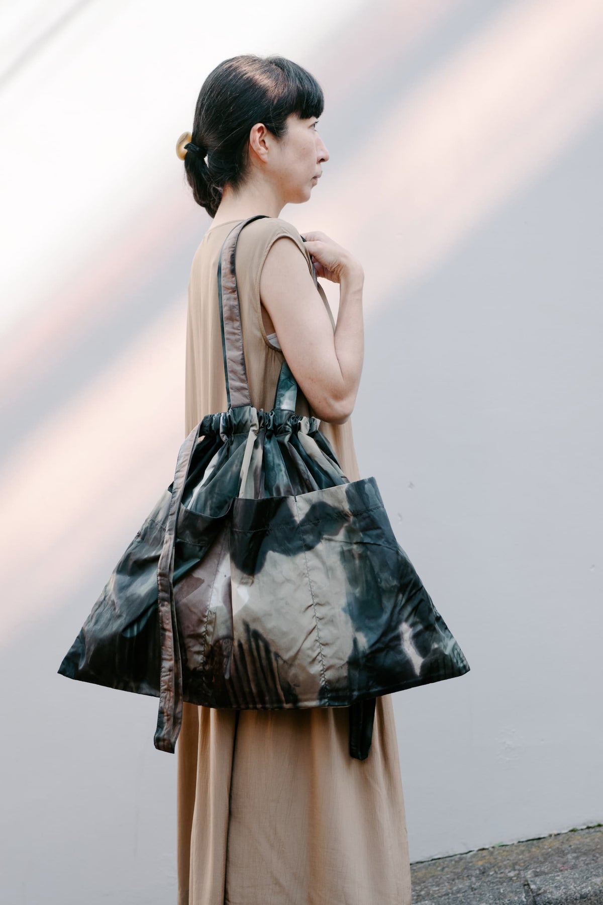 Drawstring Tote Bag L Shades