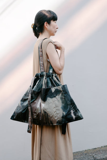 Drawstring Tote Bag L Shades