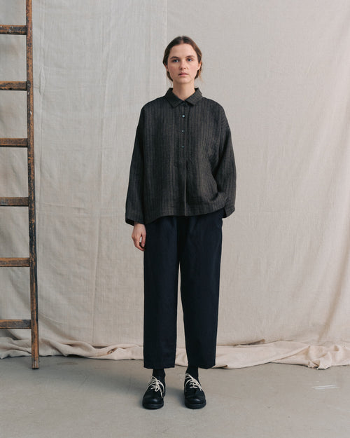 Black Back Pockets Pants