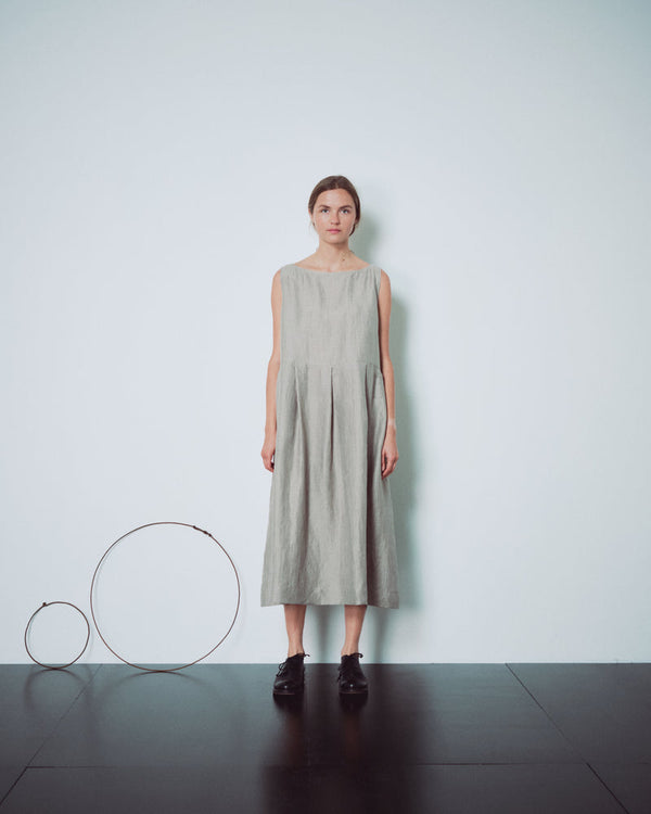 Light Grey Pleated Sleeveless Dress