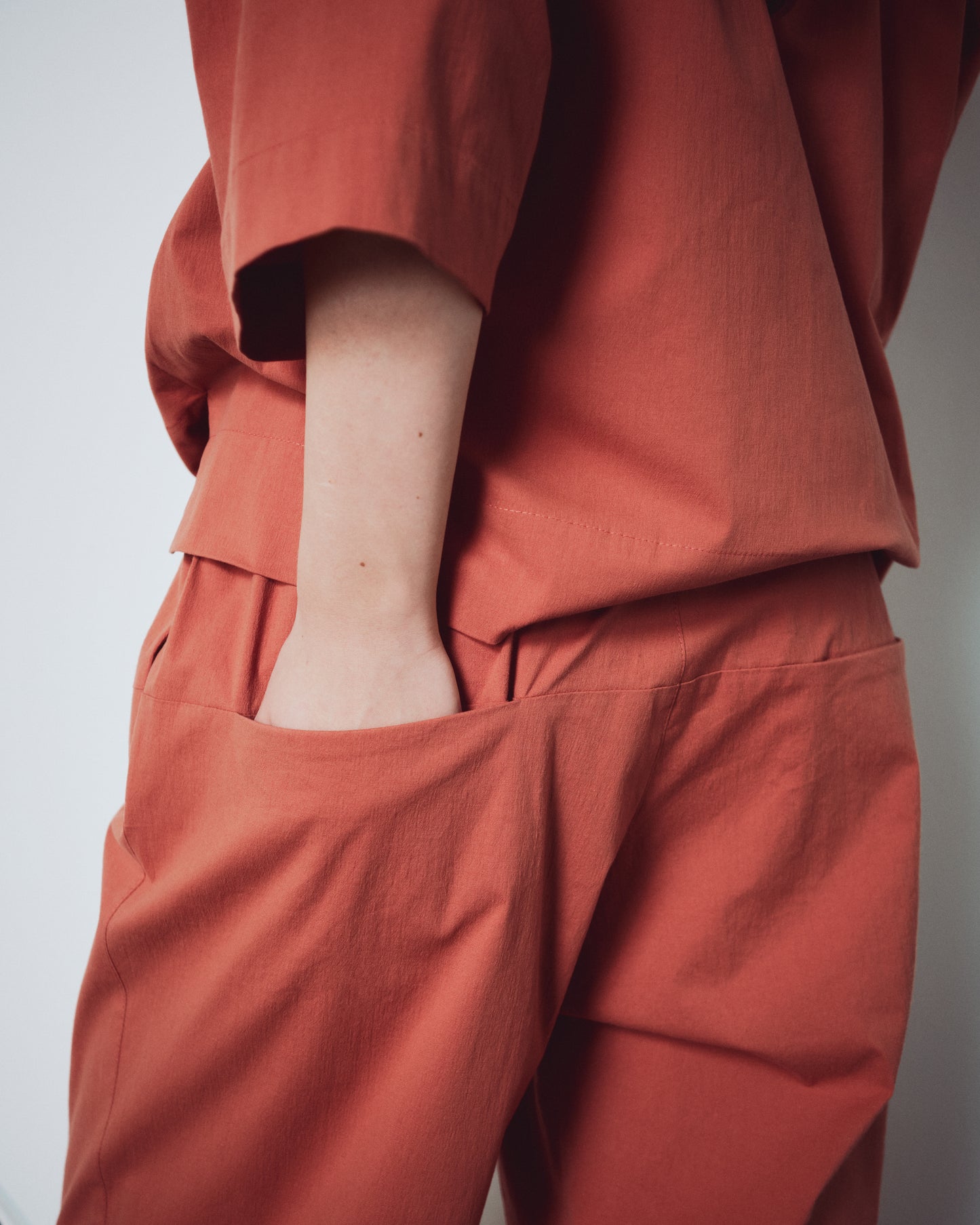 Coral Back Pockets Pants