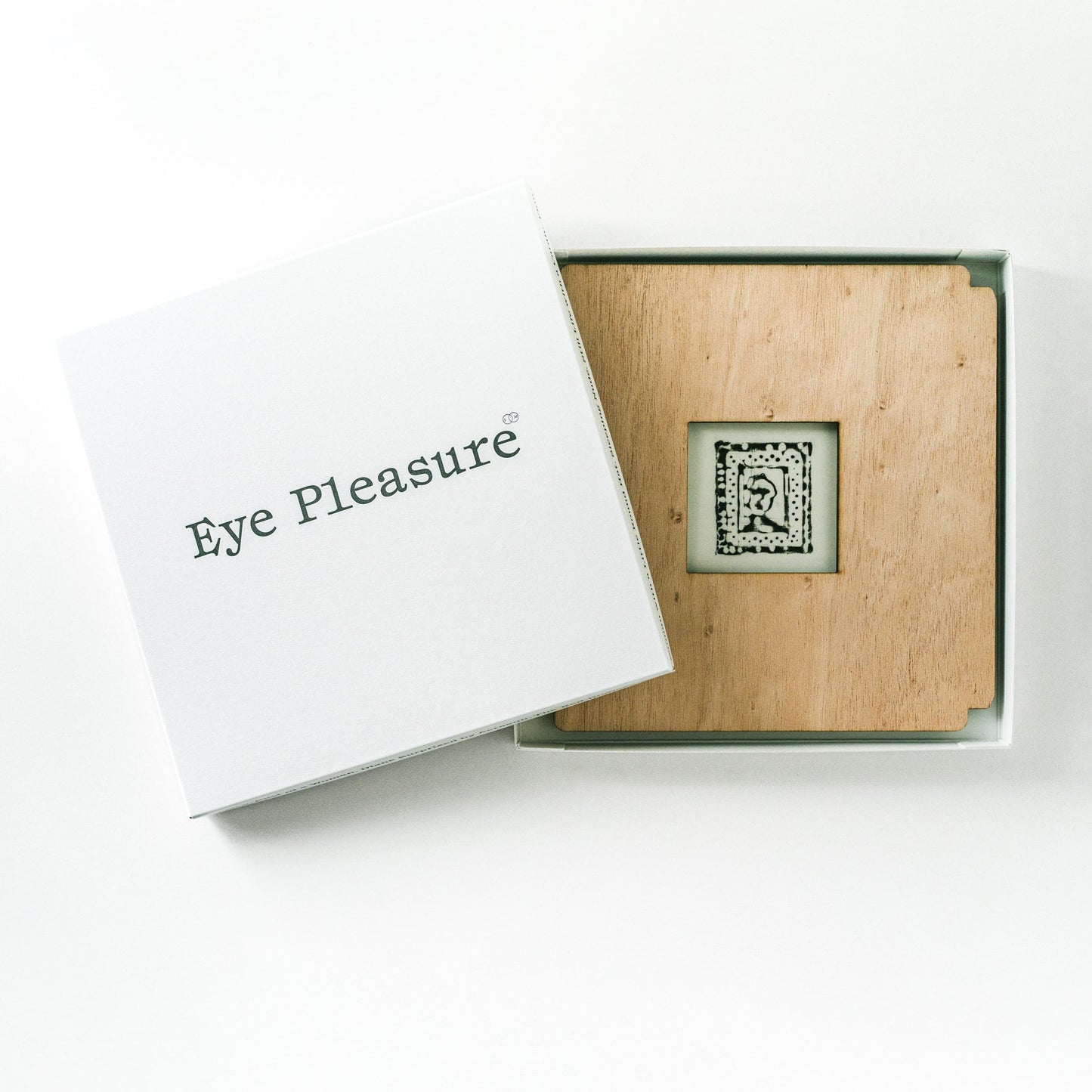 The Red Bodice | Eye Pleasure
